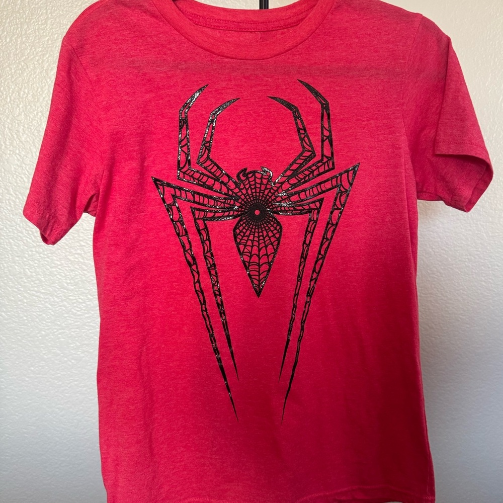 NWOT Marvel Red Spider Man Graphic Kids T-Shirt